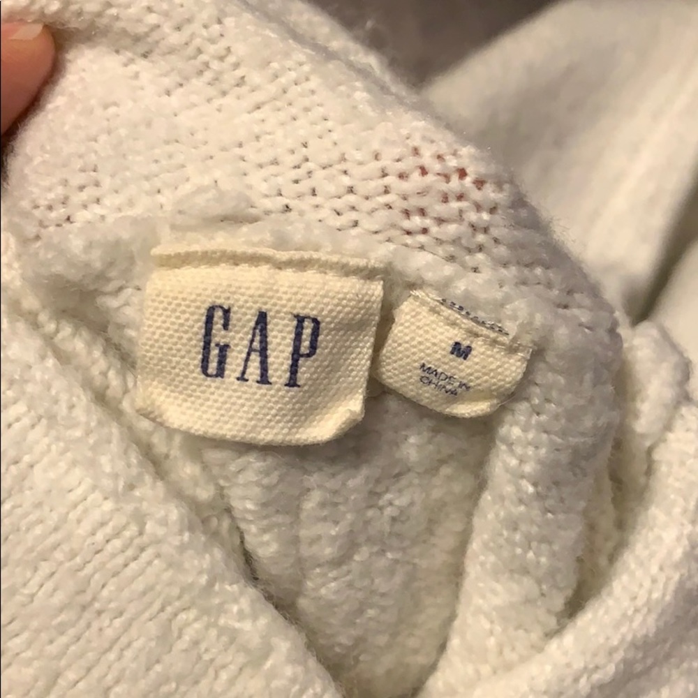 Sweater bundle - Picture 2 of 10